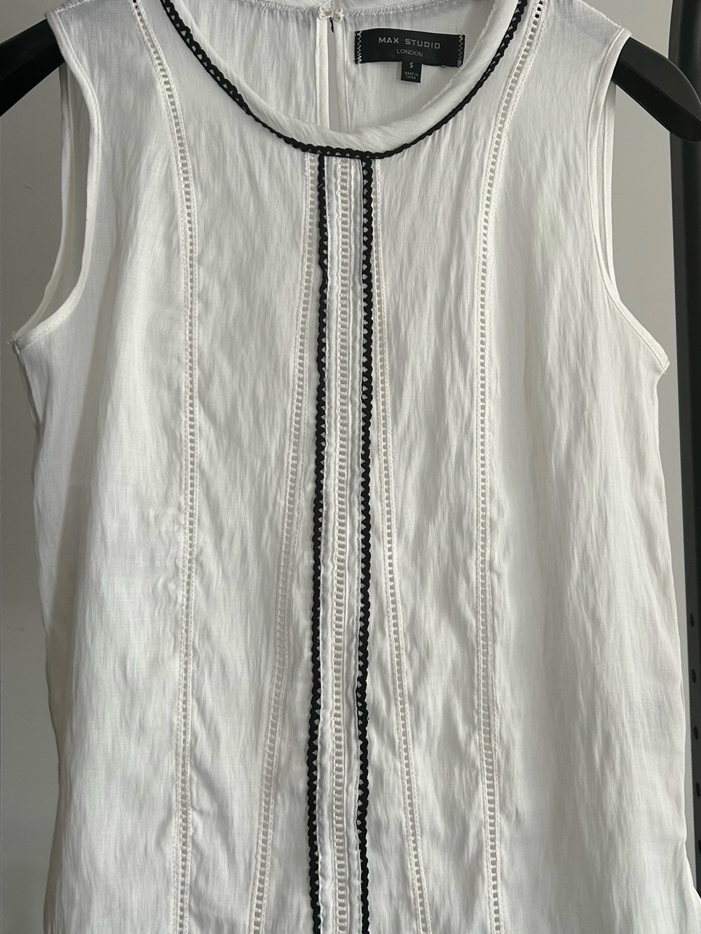 Max Studio White Sleeveless Top with Black Trim